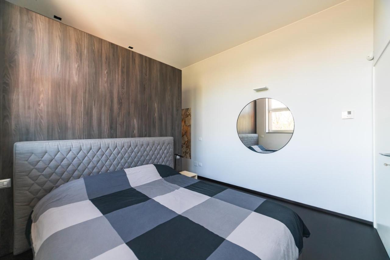Апартаменты Moderno Bilocale 64Mq Con Parcheggio E Palestra Милан Экстерьер фото